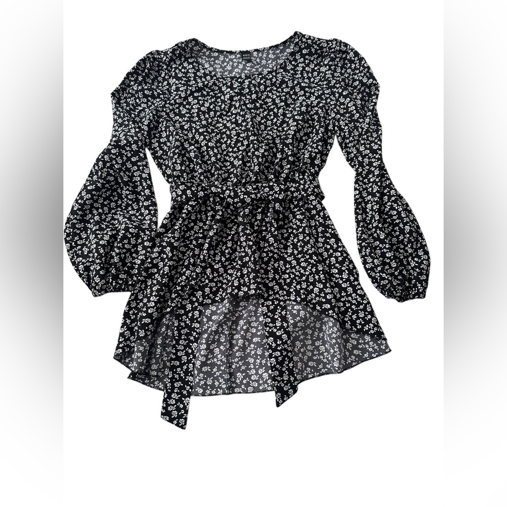 SHEIN Black and White Floral Top